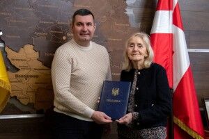 Німецька благодійниця привезла допомогу для волинських бійців