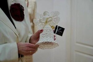 В’язані вироби майстрині з Волині купують в Європі і в США