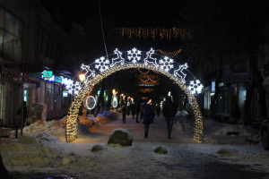 Центр Луцька зачаровує вогниками!