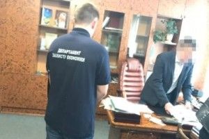 На Буковині затримали групу осіб, що розкрадала гроші, виділені на ремонт доріг і мостів