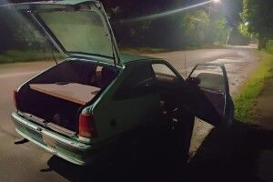 В авто лучанина знайшли наркотики і засоби для їх вживання