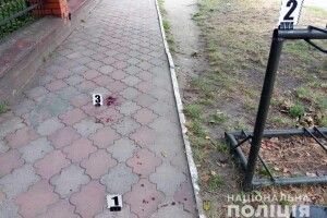 Біля магазину зарізали рівнянина