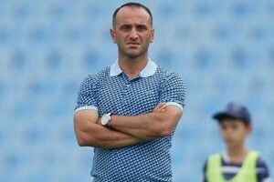 Екстренер Львова побив російського футболіста в аеропорту