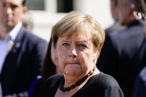 Меркель відповіла на звинувачення Зеленського щодо членства у НАТО