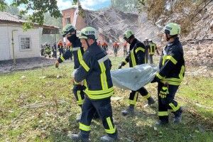 «Шахед» окупантів зруйнував школу на Сумщині, загинув директор і ще троє людей