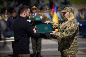 Бойова медикиня з Волині отримала відзнаку від Президента України