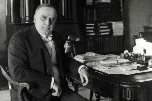 На урочистих вечерях у Білому домі гості намагалися не дивитися в її бік…