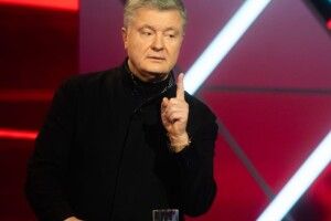 Масове вакцинування треба провести не пізніше березня-квітня, – Порошенко