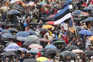 У Таллінні тисячі людей вийшли підтримати Україну