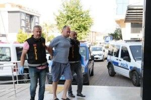 Ексдепутат Харківської міськради зарізав своїх дітей в Туреччині