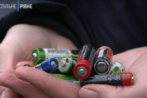 У Рівному зібрали майже тонну відпрацьованих батарейок
