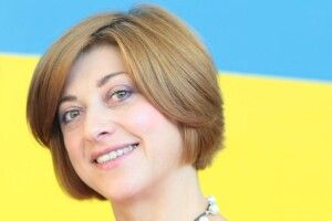 Поспішайте стати учасником новорічно-різдвяного балу «Кришталева туфелька»