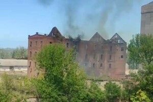 Окупанти знищили історичну пам'ятку у Нью-Йорку на Донеччині (Відео) 