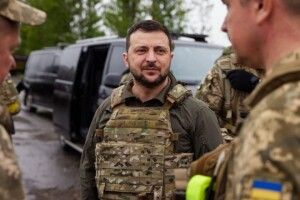 Президент Зеленський відвідав передові позиції на сході країни (Фото)