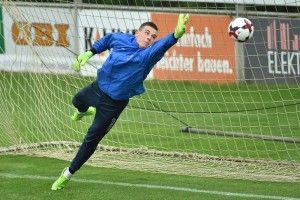 «Ліверпуль» замінить Лоріса Каріуса на голкіпера «Зорі» Андрія Луніна?