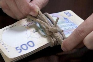 Скільки коштів отримають громади Волині на зарплати вчителям