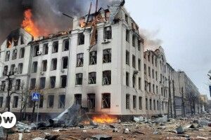 Росіяни обстріляли у Харкові відділення «Нової пошти», де роздавали гуманітарну допомогу 