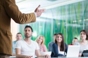 1000 жінок отримають безоплатне навчання за підтримки ЄС