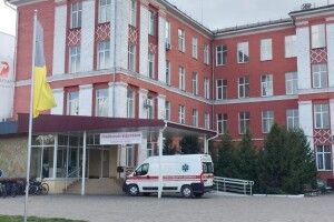 На Волині син, який минулого року втратив матір, досі судиться з лікарнею