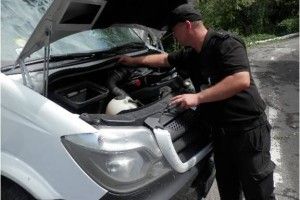 Нововолинець підробляв номери кузовів і продавав підроблені документи на машини
