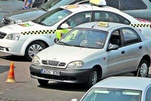 Волиняни, Uber і Bolt перестали приймати водіїв на «євробляхах»