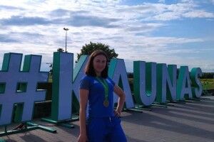 Патрульна із Сарн ціною кров'яних мозолів виборола Кубок Європи з гирьового спорту (Фото)