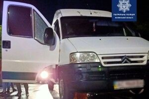 Драгер показав у небо: патрульні зупинили як чіп п’яного водія (Фото)