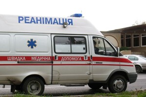 Через 18-річного мотоцикліста 52-літній житель Рівненщини зламав череп