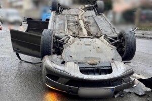 У Луцьку «Мазда» врізалась в пасажирський автобус (Фото)
