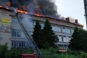 Пожежу на Волині ліквідовували рятувальники з кількох районів (фото)