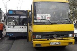 Луцька маршрутка курсуватиме за зміненим маршрутом