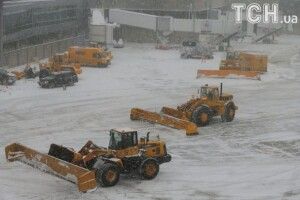 «Циклон-бомба» у США приніс 40-градусні морози, вже 16 загиблих (Фото)