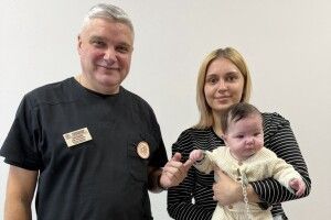 Не могла навіть ковтати: у Луцьку хірурги врятували немовля з важкою вродженою вадою