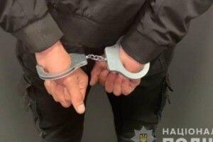 Чоловік зґвалтував жінку на очах у знайомого в інвалідному візку