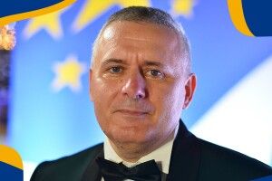 В Україні обрали найкращого вчителя року