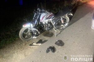На Волині мотоцикліст влетів в електроопору