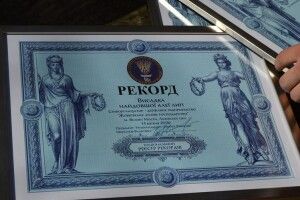 Найдовшу липову алею в Україні посадили на Львівщині