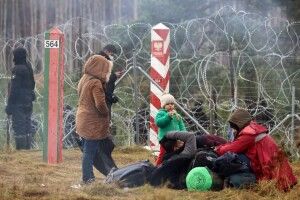 Мігранти тепер по «новому методу» атакують Польщу