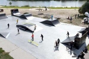 Будувати не тільки укриття: мер Ковеля хоче звести скейт-майданчик