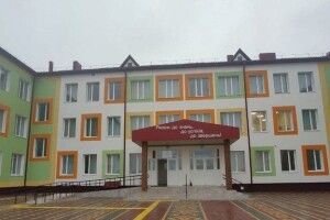 У новозбудованій школі в Башликах підтоплює підвал: що каже керівництво і підрядник (Фото)