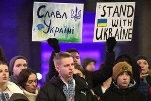 Олександр Зінченко взяв участь у мітингу на підтримку України (Фото)