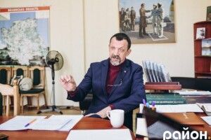 Норкова шуба, діаманти, картини. Оприлюднив декларацію керівник волинської екоінспекції