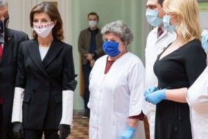 Петро Порошенко: «Вимагаємо повноцінного фінансування лікарні Охматдит»