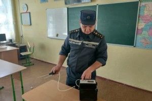 32 дитини госпіталізували через розпилення невідомої речовини у школі