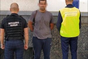 27-річний вірменин понад 10 років незаконно жив в Україні