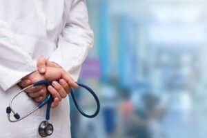 Троє луцьких лікарів розповіли про свій антикоронавірусний танець на телеканалі 1+1 (Відео)