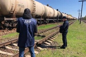 Суд заарештував 51 цистерну з білоруським дизелем, яким біля Низківки заправляли російську техніку