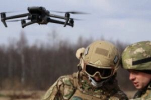 Волинські воїни з фронту подякували краянам за бойові «пташечки» (Відео)
