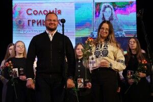 «Овація»: в Луцьку урочисто нагородили юних художників та музикантів