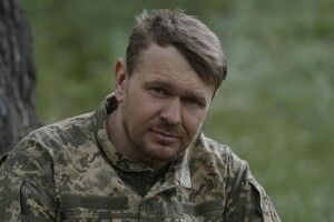 Сашко Положинський випустив ліричний трек про кохання, який написав на передовій (Відео)